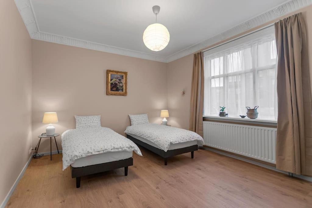 House In The Heart Of -city Center Ferienhaus *